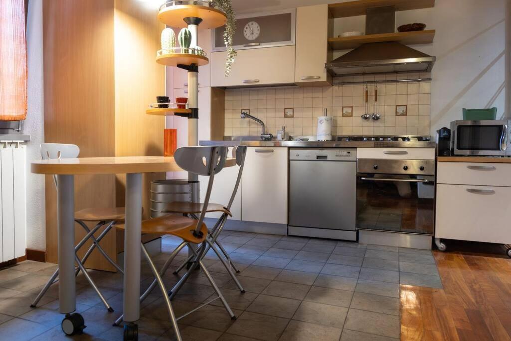 Gandhi Homes Apartamento *
